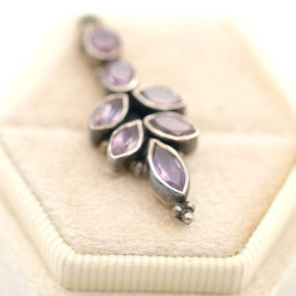 Very sweet  Vintage Amethyst Pendant - Picture 4 of 13